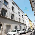 Bright Spacious Well-Equipped Apartment